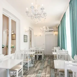 Hotel Lowell, Tiflis
